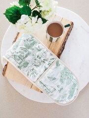 Avalon Home Lake District Toile Oven Gloves - صورة 3 من 5