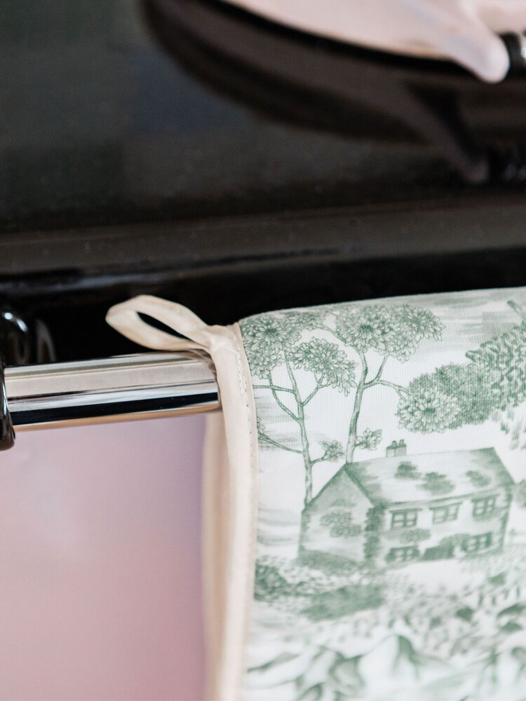 Avalon Home Lake District Toile Oven Gloves - صورة 5 من 5