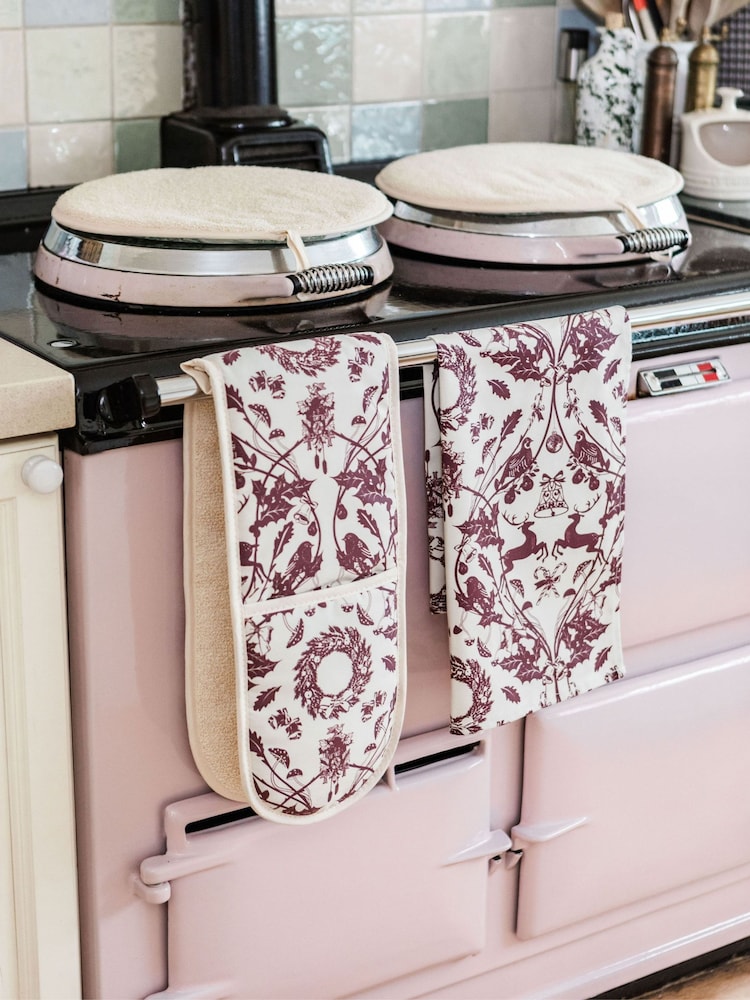 Avalon Home Stag & Wreath - Burgundy Oven Gloves - Imagem 4 de 4