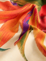 Rot mit tropischem Muster - Bandeau-Badeanzug - Bild 8 von 11