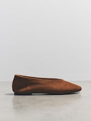 بني فاتح بني - The Set Deconstructed Soft Suede Leather Ballerinas - صورة 6 من 6