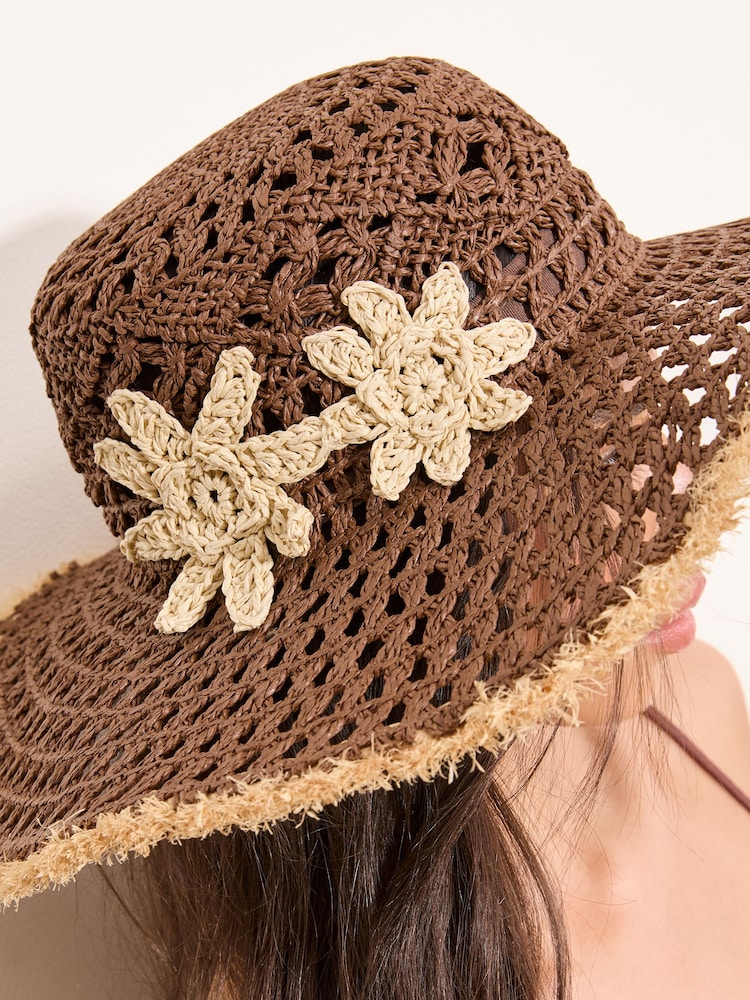 Schokoladenbraun - Lipsy Openwork Flower Floppy Hat - Bild 2 von 7