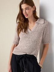 Neutral/Stein - Cotton Rich Short Sleeve Stitch Polo Top - Bild 1 von 8