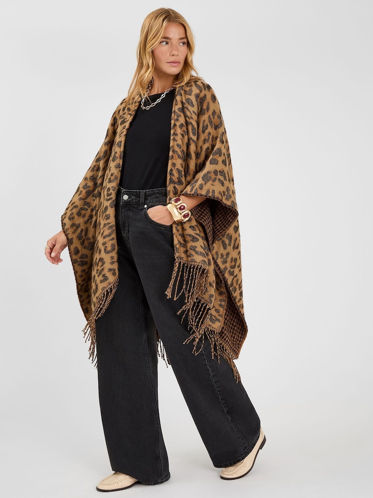 Accessorize Animal Leopard Print Poncho - Image 2 of 4