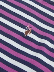 .U.S. Polo Assn חולצת טי בדוגמת פסים בכמה צבעים עם שרוולים ארוכים וצווארון סירה - תמונה 7 מתוך 7