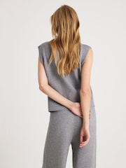 River Island Grey Knitted Waistcoat - Image 4 of 4
