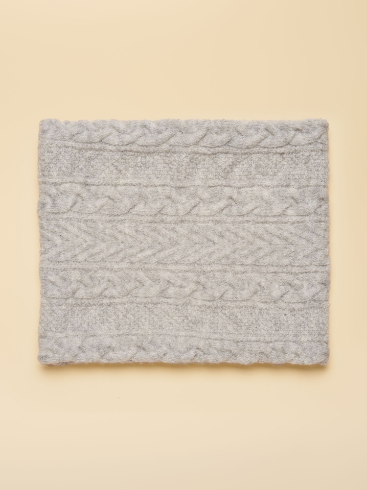 Joules Cable Grey Cosy Lined Snood - Image 2 of 5 Joules Cable Grey Cosy Lined Snood - Image 2 of 5