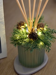 Christmas Tree Pine Needle and Eucalyptus 180ml Light Up Reed Diffuser - Image 3 of 5