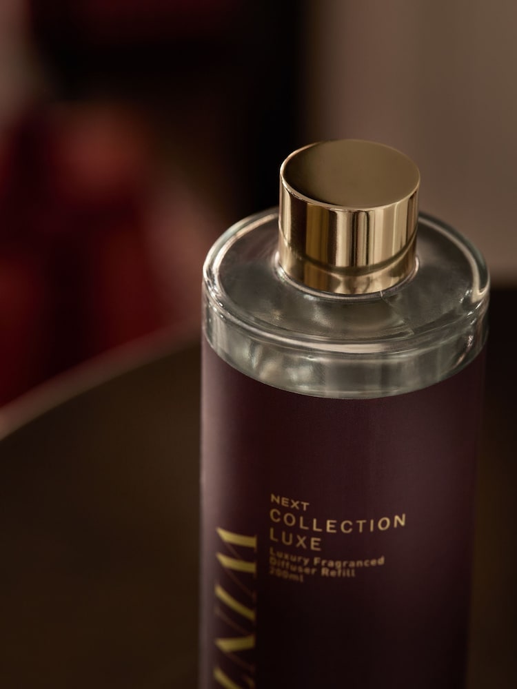 Collection Luxe Winter Pink Pepper & Cassis 200ml Reed Diffuser Refill - Image 2 of 4 Collection Luxe Winter Pink Pepper & Cassis 200ml Reed Diffuser Refill - Image 2 of 4