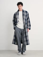 Seasalt Cornwall Blue Lowarn Robe - Image 3 of 5
