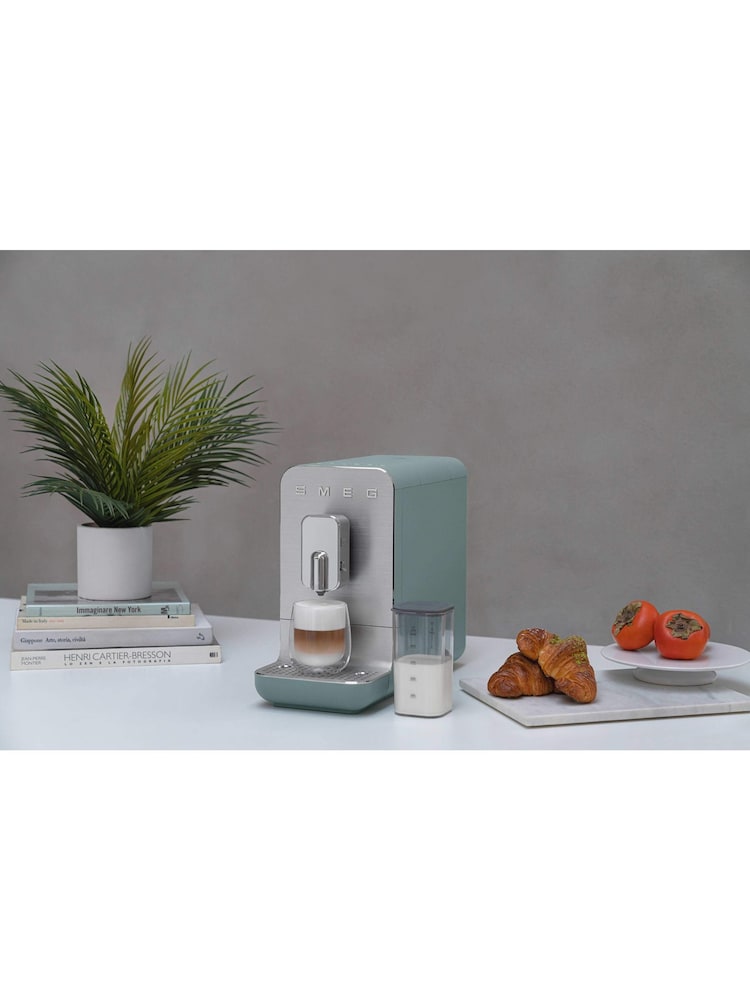 Smeg Emerald Green Coffee Machine with Milk System - Image 2 of 6 Smeg Emerald Green Coffee Machine with Milk System - Image 2 of 6