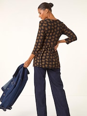 Roman Natural Abstract Print Stretch Tunic Top - Image 3 of 5