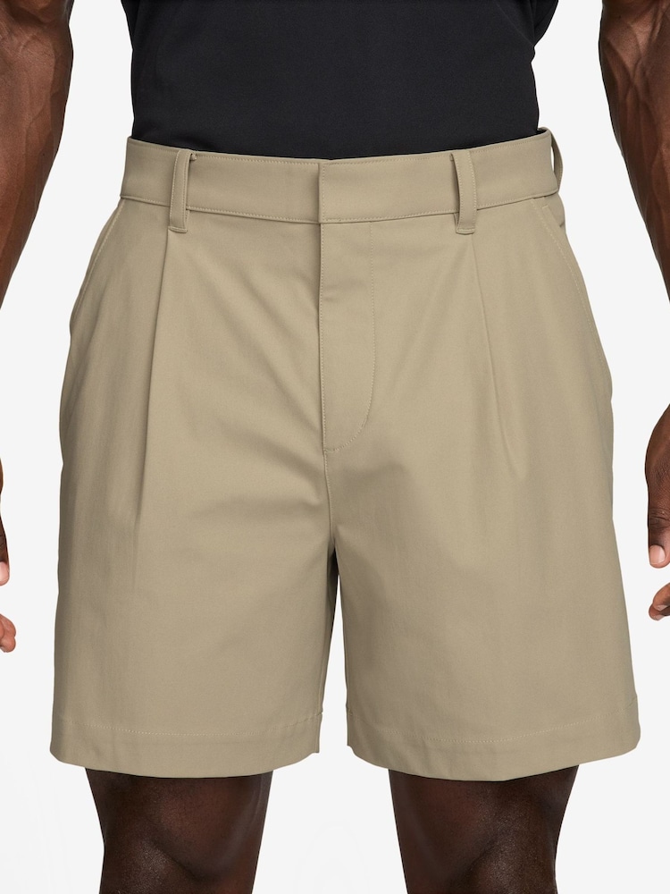 Nike Brown Dri-FIT PAR Above Knee Golf Shorts - Image 1 of 4 Nike Brown Dri-FIT PAR Above Knee Golf Shorts - Image 1 of 4