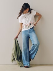 White Embellished Floral Short Sleeve Crew Neck T-Shirt - Image 3 of 8