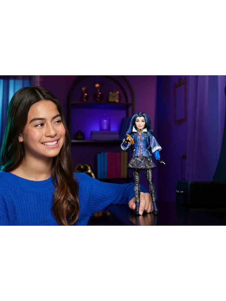 Mattel Games Disney Descendants: Evie Anniversery Fashion Doll - Image 2 of 5