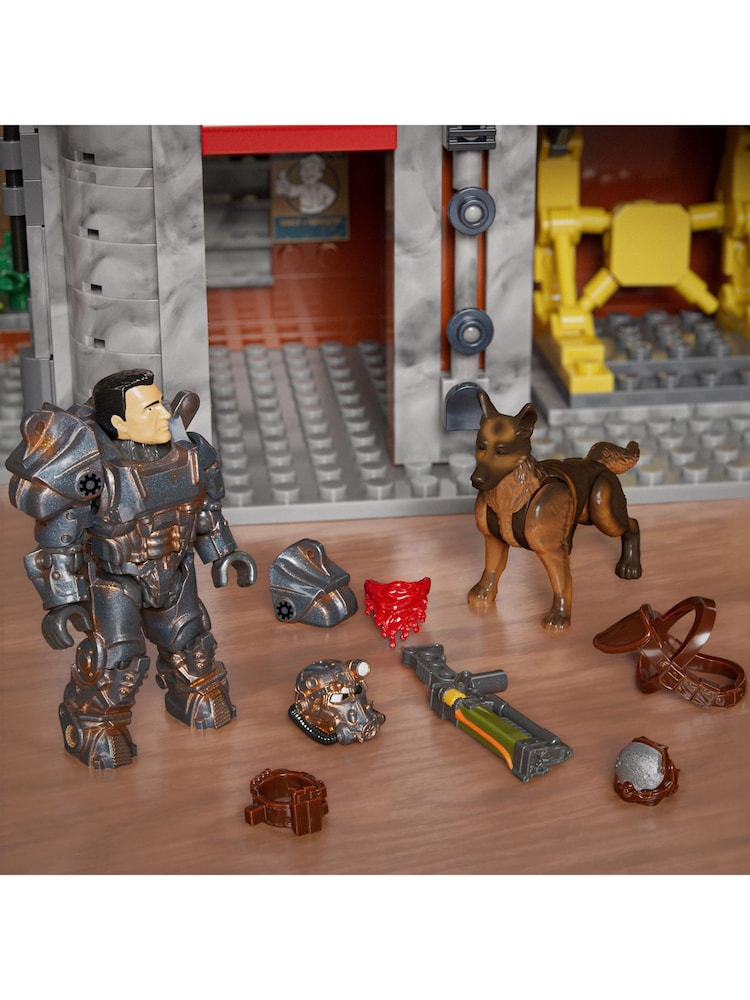 Mattel Games Mega Bloks Fallout Red Rocket Truck Stop Playset - Image 6 of 6