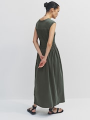 The Set 2 Pack Shirred Maxi Jersey Dresses Khaki Green/Black - Image 4 of 9