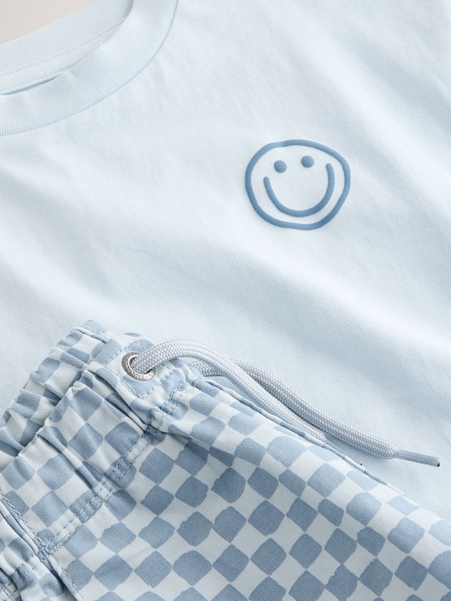 Next：日本 ブルー チェッカーボード - 半袖 Tシャツ＆ショートパンツ