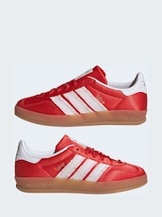 adidas Originals Red/White Disney Gazelle Indoor Junior Trainers - Image 9 of 12