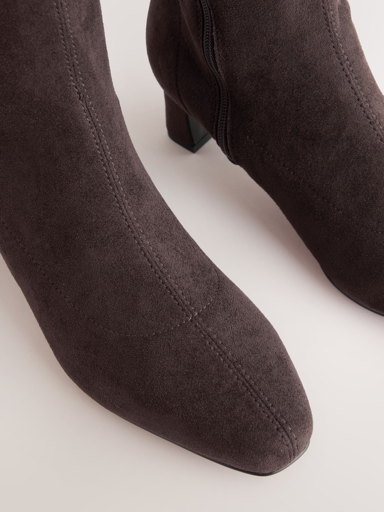 Marron chocolat - Bottes chaussettes Forever Comfort® cisel avec bout au genou - Image 9 de 9 Marron chocolat - Bottes chaussettes Forever Comfort® cisel avec bout au genou - Image 9 de 9