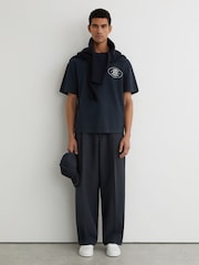 Reiss Clement Monogram-Print Pigment-Dyed Relaxed T-Shirt - תמונה 1 מתוך 6