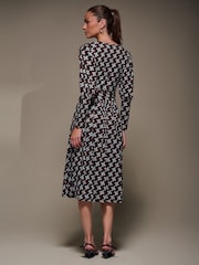Jolie Moi Brown Puff Long Sleeve Jersey Midi Dress - Image 2 of 6
