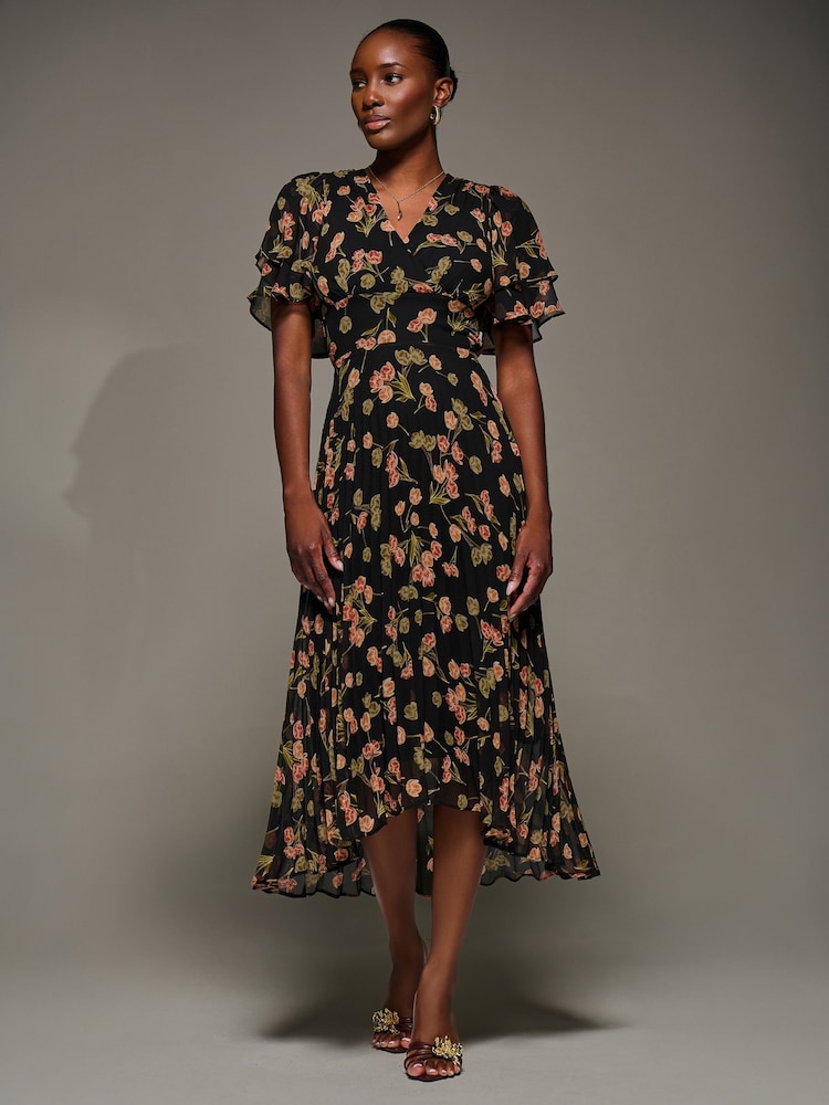 Jolie Moi Angel Sleeve Pleated Chiffon Midaxi Dress - Bild 1 von 6