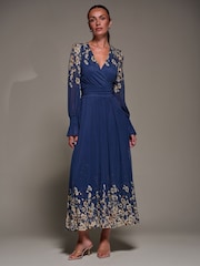 Jolie Moi Mirrored Print Long Sleeve Mesh Maxi Dress - Bild 5 von 6