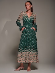 Jolie Moi Mirrored Print Long Sleeve Mesh Maxi Dress - Bild 1 von 6
