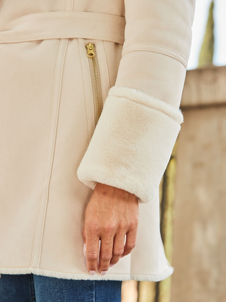 Sosandar Natural Belted Faux Shearling Coat - Image 5 of 5