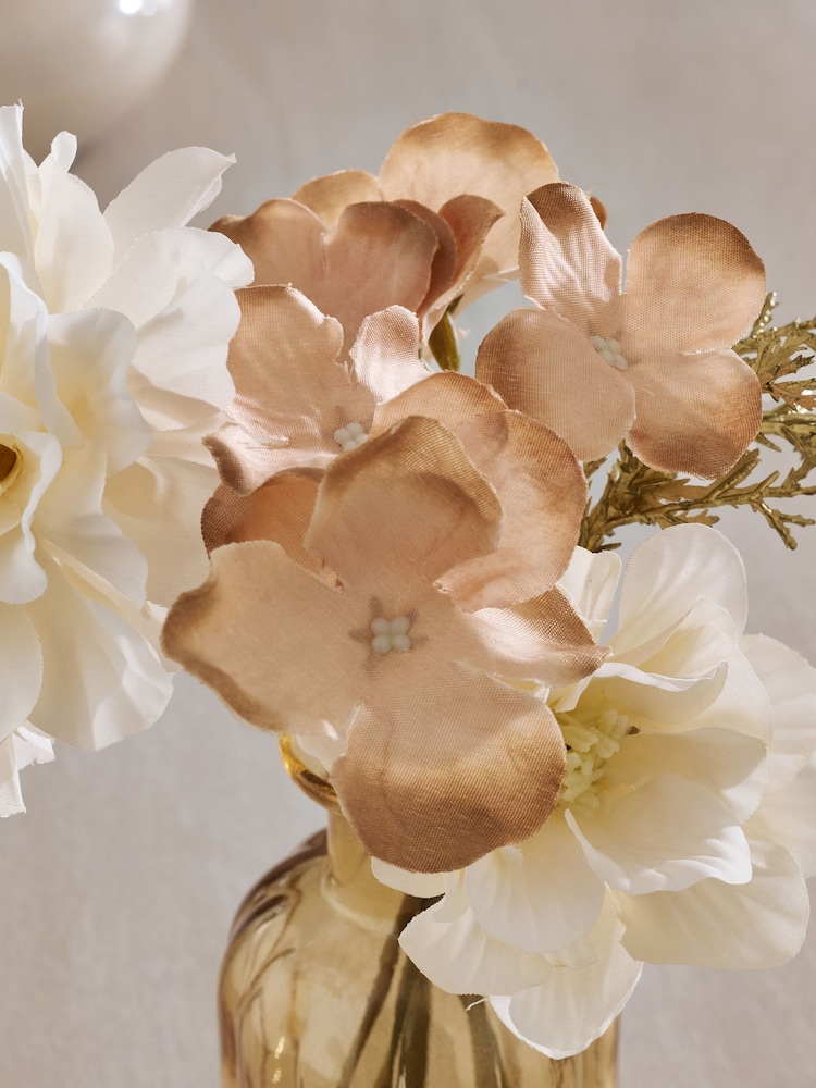 White/Gold Artificial Floral Arrangement In Glass Vase - Image 2 of 3 White/Gold Artificial Floral Arrangement In Glass Vase - Image 2 of 3