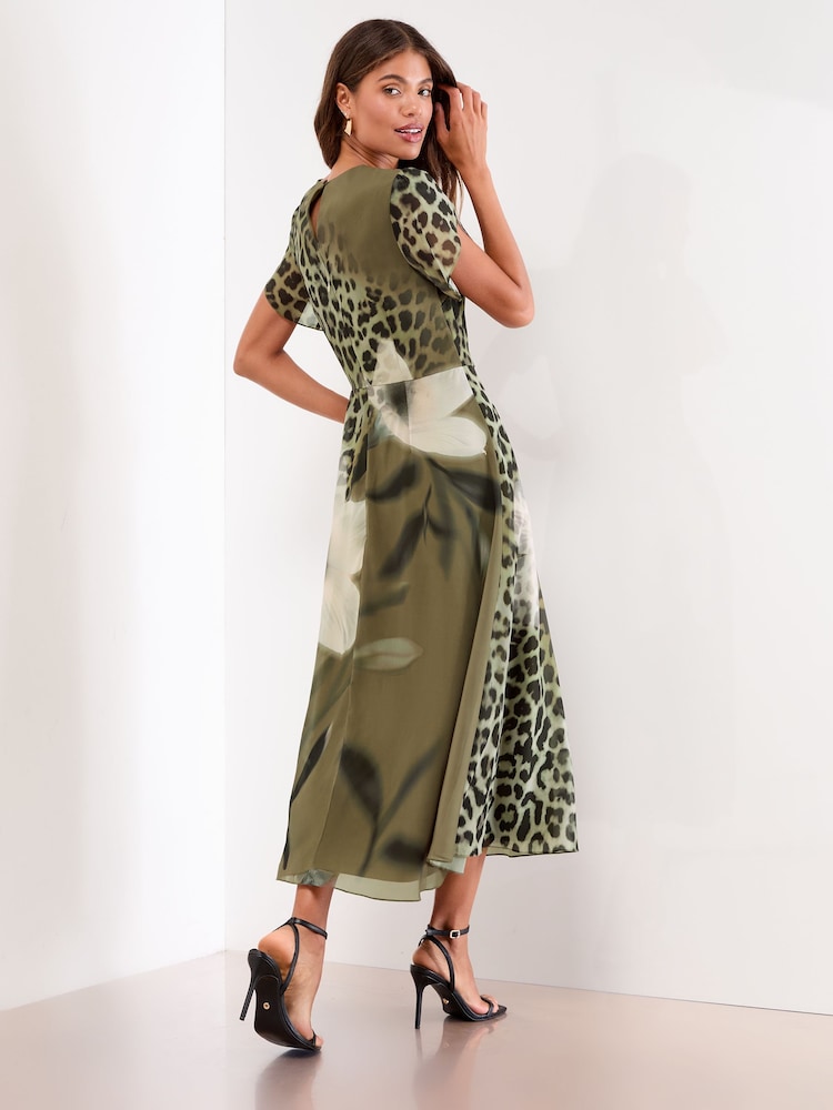 Lipsy Green Animal Petite Fit And Flare Floral Short Sleeve Printed Chiffon Midi Dress - Image 4 of 4