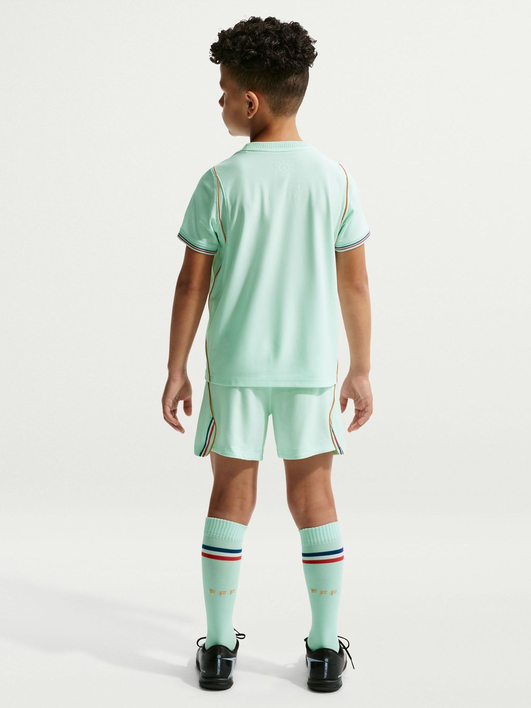 Comprar Kit de Futebol Infantil Nike França 2026 Stadium 3 Piece