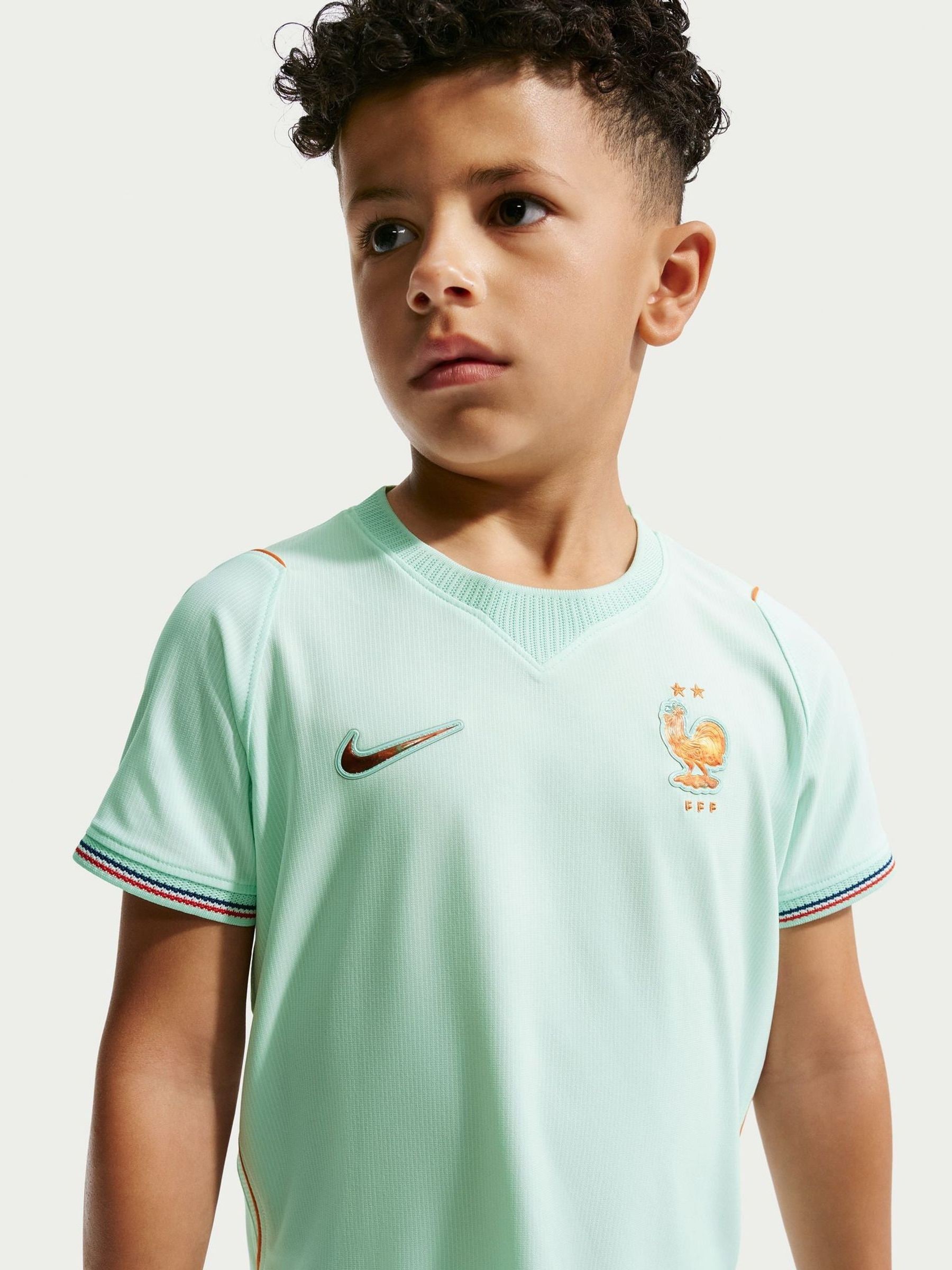 Comprar Kit de Futebol Infantil Nike França 2026 Stadium 3 Piece
