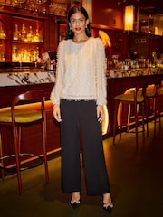 Creme - Yumi Hanging Sequin Long Sleeve Top - Bild 4 von 5