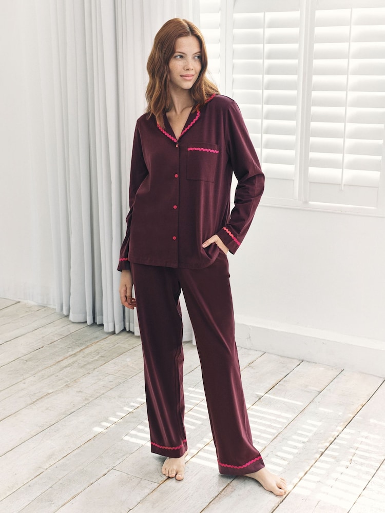 Chelsea Peers Red Embroidered Back Good Night Long Pyjamas Set - Image 1 of 2 Chelsea Peers Red Embroidered Back Good Night Long Pyjamas Set - Image 1 of 2