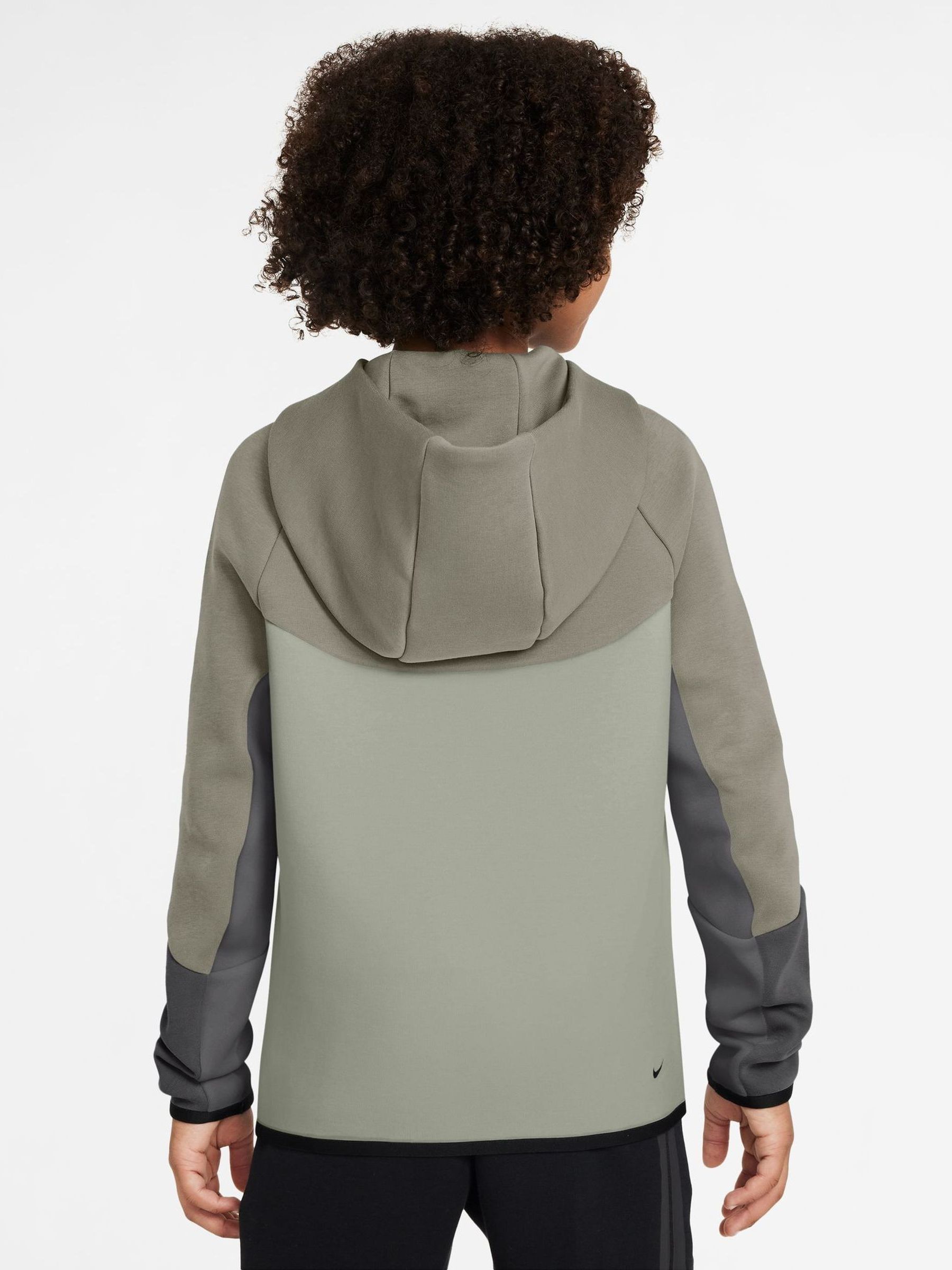 nike tech fleece hoodie platinum grey