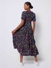 SCAMP & DUDE Grey V-Neck Tiered Maxi Dress Shadow Leopard - Image 5 of 5
