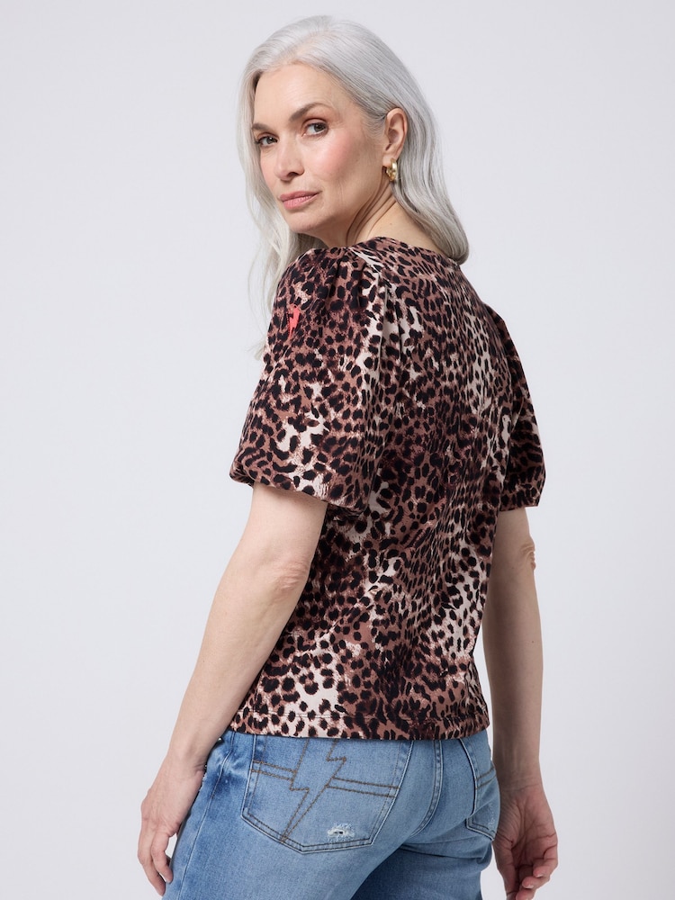 SCAMP & DUDE Natural Puff Sleeve T-Shirt Wild Leopard - Image 5 of 5 SCAMP & DUDE Natural Puff Sleeve T-Shirt Wild Leopard - Image 5 of 5