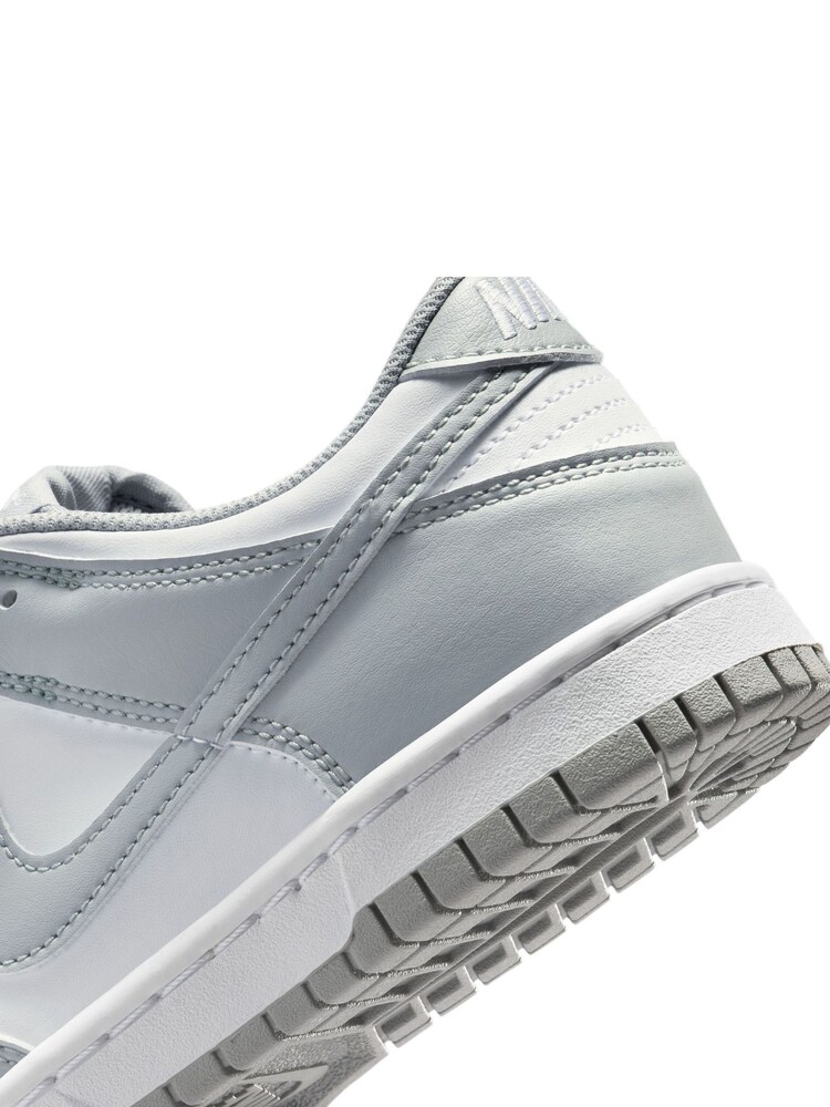 Nike Grey/White Youth Dunk Trainers - Image 6 of 6