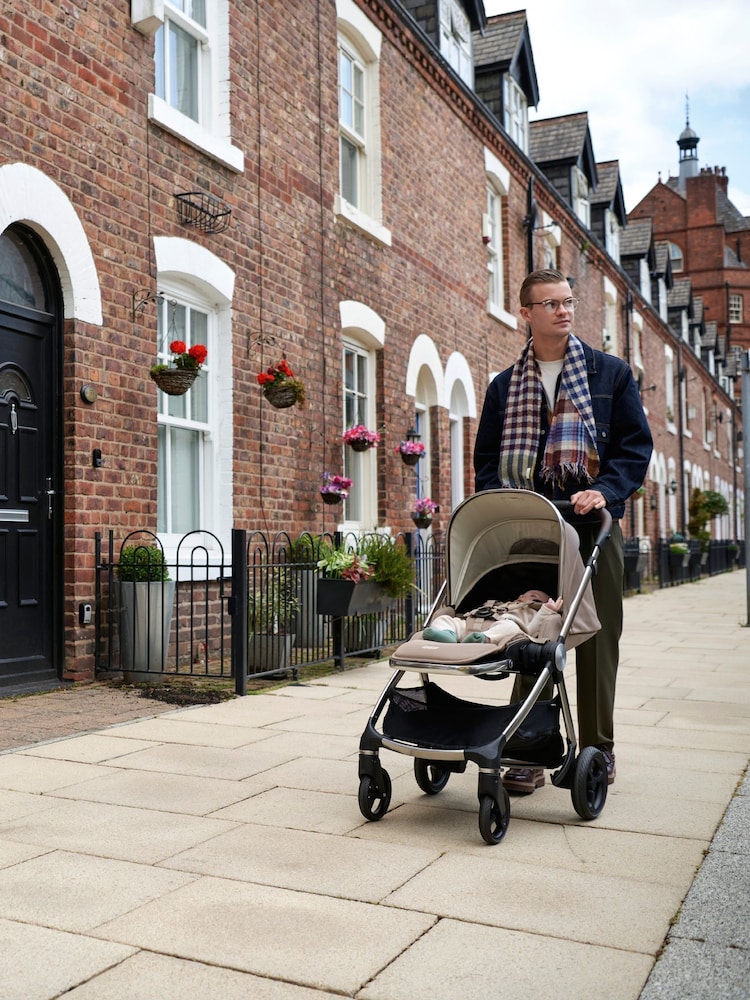 Mamas & Papas Heritage Vardo Pushchair - Image 1 of 12