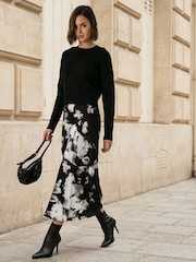 Religion שמלה 2 ב-1 עם הדפס פריחה אבסטרקטי ועם סוודר קרופ סרוג מוצמד, דגם Fay - תמונה 8 מתוך 8