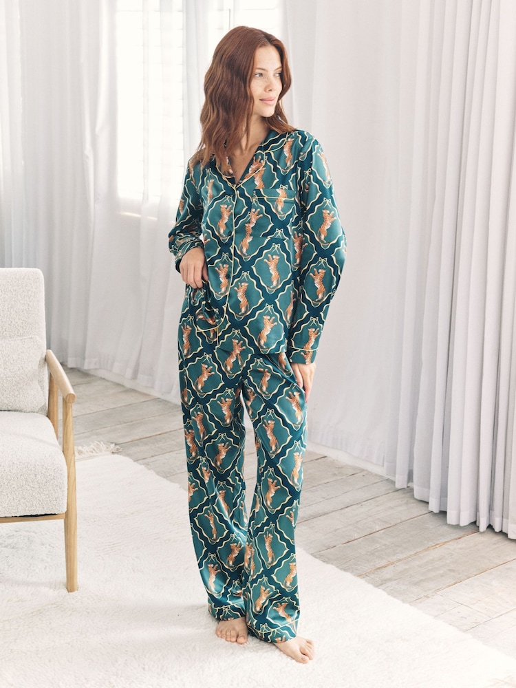 Chelsea Peers Green Satin Gilded Tiger Print Long Pyjamas Set - Image 1 of 6 Chelsea Peers Green Satin Gilded Tiger Print Long Pyjamas Set - Image 1 of 6