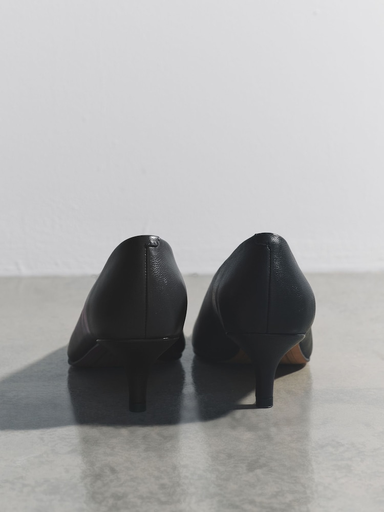 Schwarz - The Set Premium Leather Suede Court Shoes - Bild 8 von 8