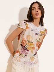 Lipsy Cream Floral Print Lace Detail Puff Sleeve Top - Image 4 of 5