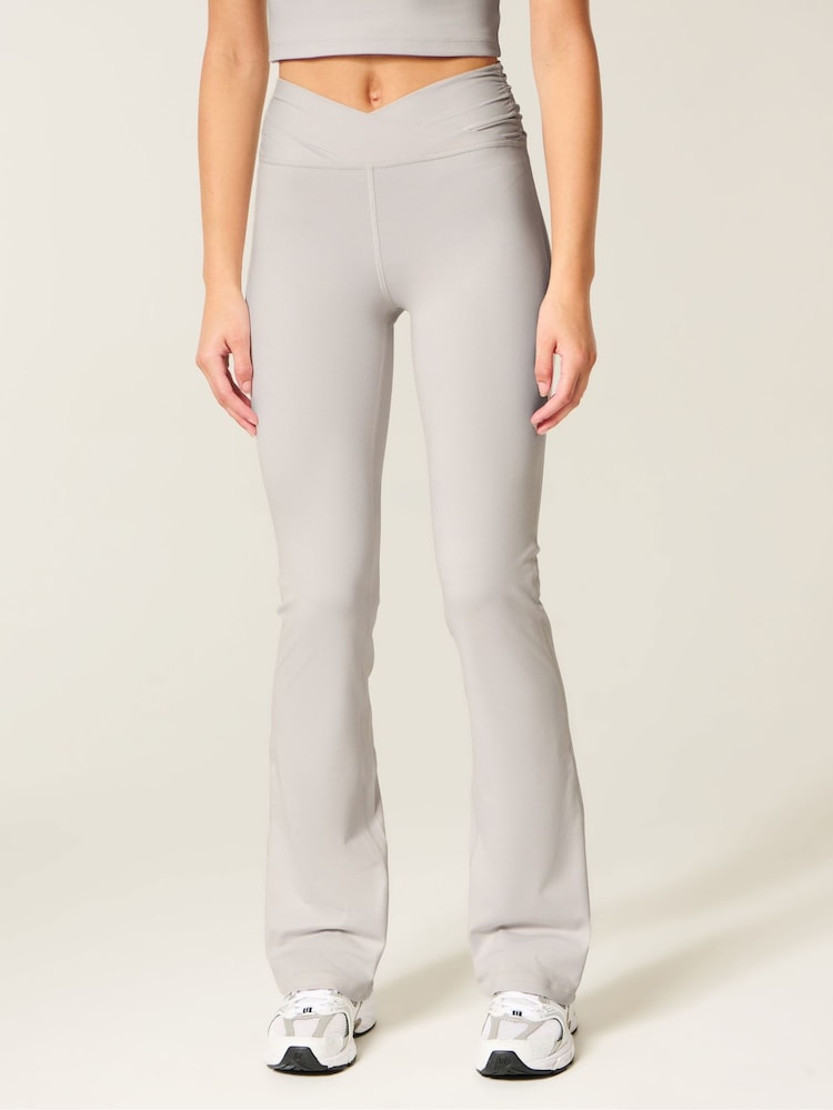 Hollister Gilly Hicks Recharge Wrap Bootleg Leggings - Image 2 of 4 Hollister Gilly Hicks Recharge Wrap Bootleg Leggings - Image 2 of 4