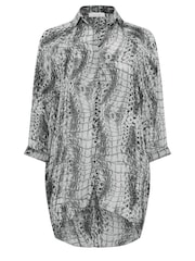 Yours Curve Grey Snake Print Longline Batwing Sleeve Shirt - Image 5 of 5