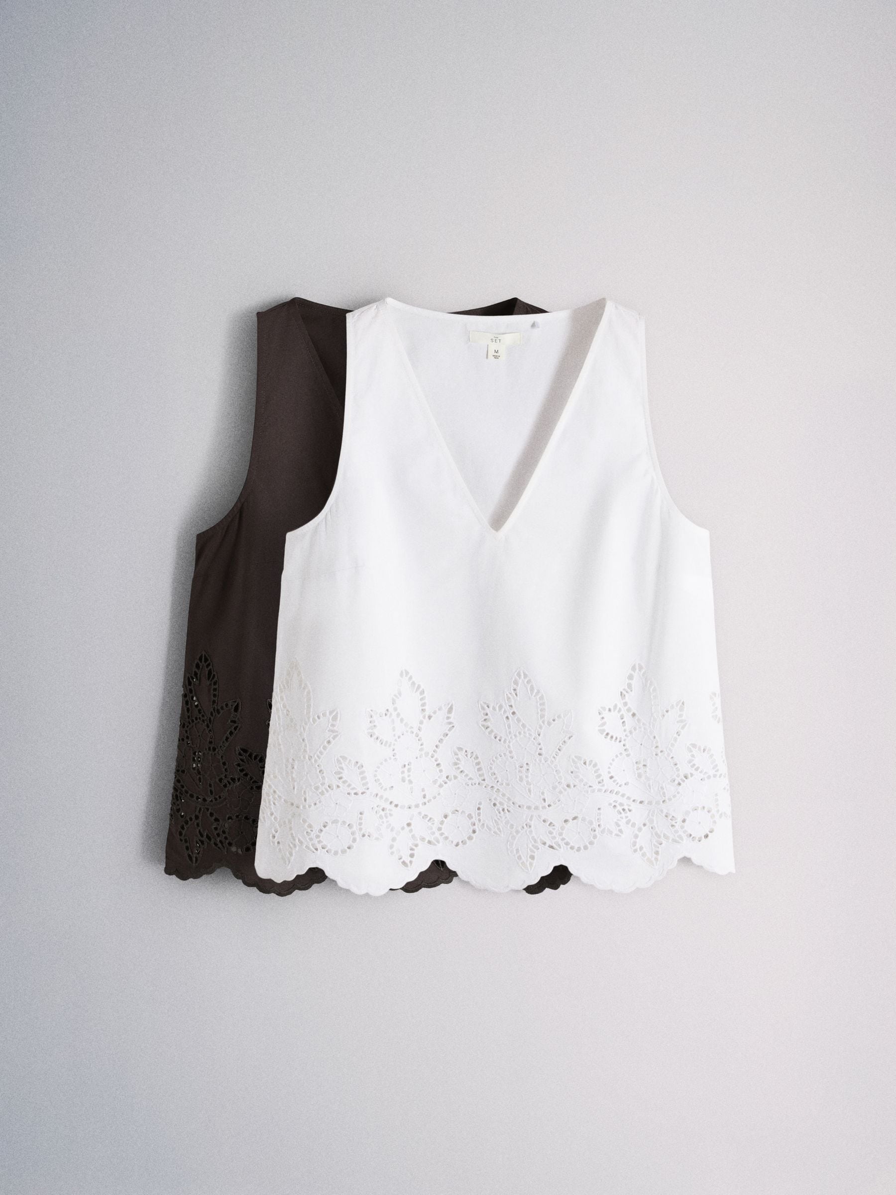 トップス NODAS Drawcord border c/s ecru brown Buy The Set 2 Pack Cotton V-Neck Sleeveless Broderie Top White