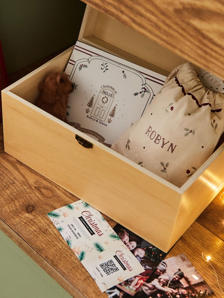 Made Yours Natural Personalised Traditional Christmas Memories Box - Image 4 of 4 Made Yours Natural Personalised Traditional Christmas Memories Box - Image 4 of 4
