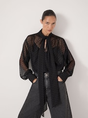 Hush Tie Neck Flocked Spot Blouse - Imagen 2 de 5
